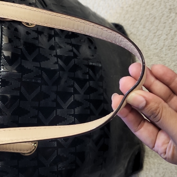 Michael kors tote - Picture 5 of 12